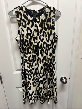 Karen Kane Leopard Print Sleeveless A-Line Shift Dress - M
